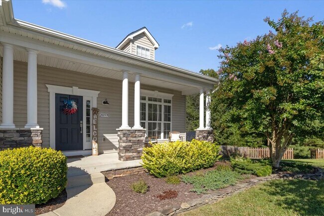 Building Photo - 20970 Branchwood Ct