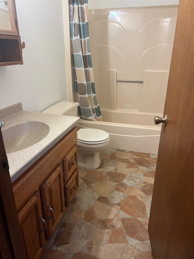 Building Photo - 162 S 19th St