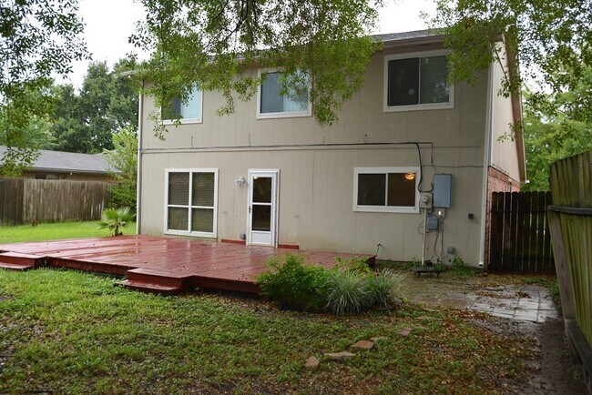 Building Photo - 3703 Embarcadero Dr