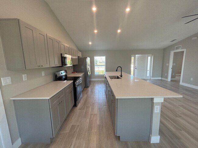 Building Photo - BRAND new construction 4 Bedroom 3 Bathrooms