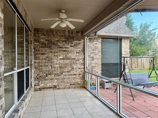 Building Photo - 10204 Dawn Brook Dr