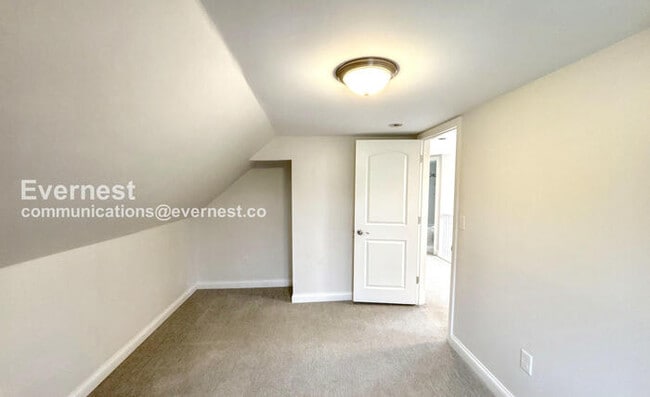 Building Photo - 616 Eastmoor Blvd