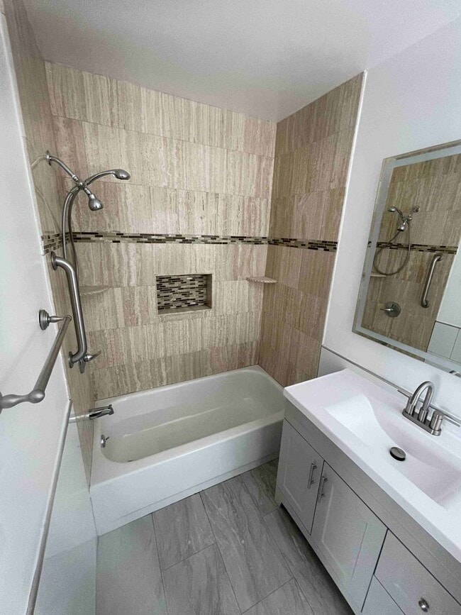 Building Photo - BEST VALUE IN SHERMAN OAKS!