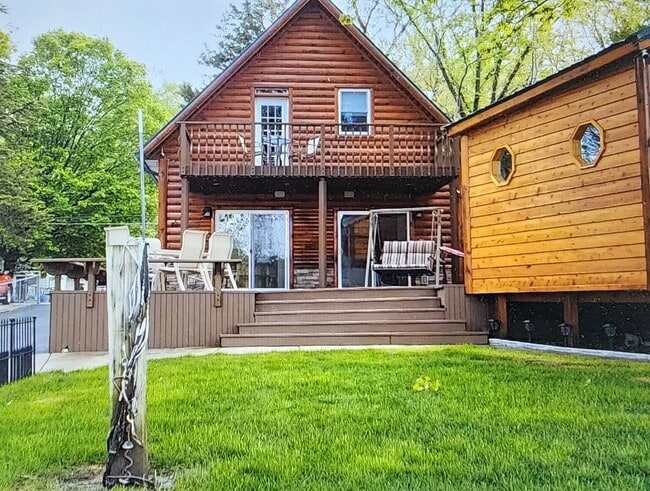 Building Photo - 3341 E 2059th Rd