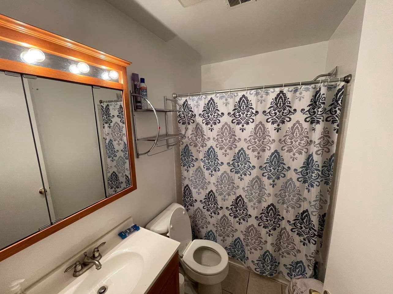 Building Photo - 540 S 48th St