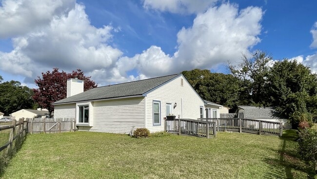 Building Photo - 1014 Scarlet Oak Ct S