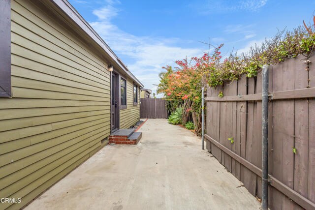 Building Photo - 153 San Fernando Ave