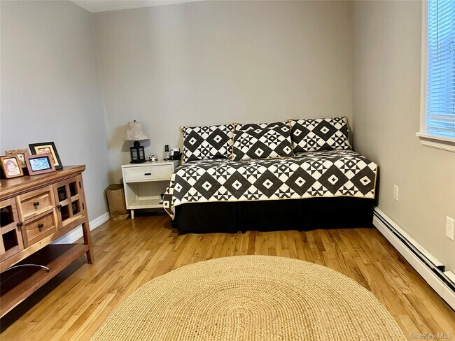 Building Photo - 259 Lincoln Blvd