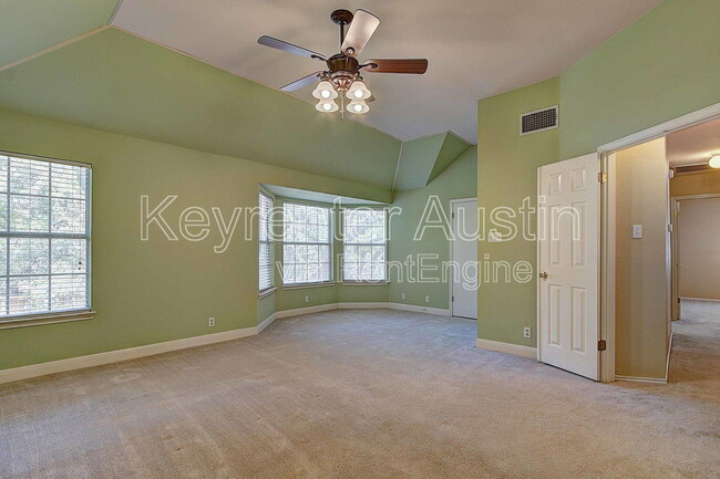 Building Photo - 1708 Woods Blvd