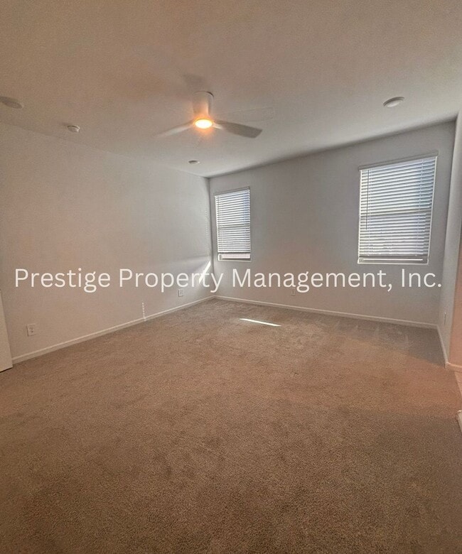 Building Photo - Beautiful 2/2 2-Story West Side Home With ...
