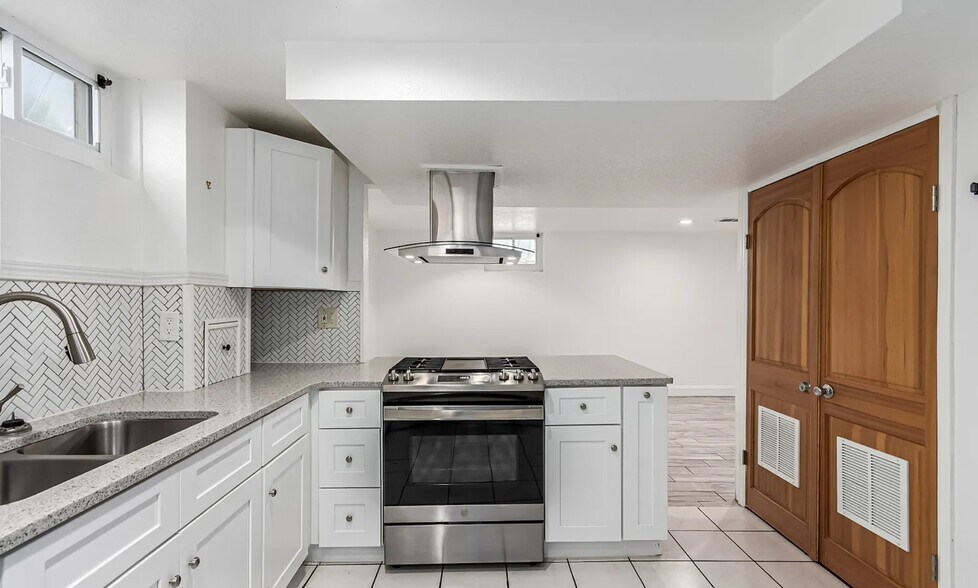 Kitchen - 1173 Dayton St