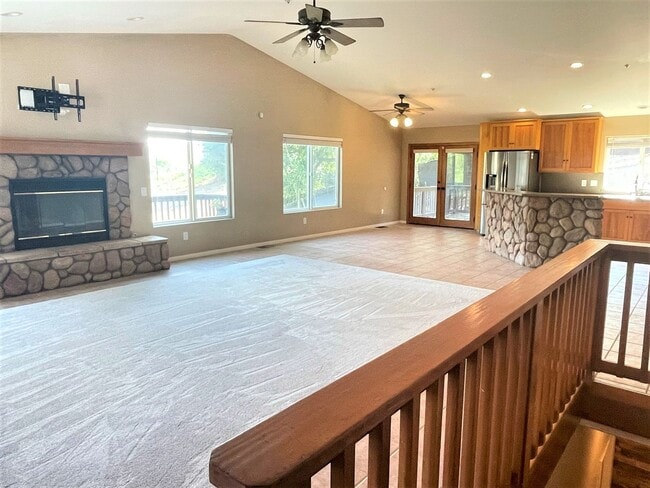 Building Photo - Views Galore from this Harbison Canyon Home!