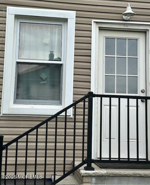 Building Photo - 282 Van Pelt Pl