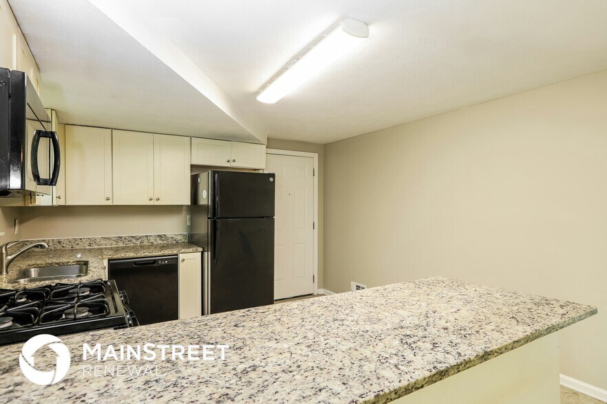Building Photo - 6200 King Arthur Dr
