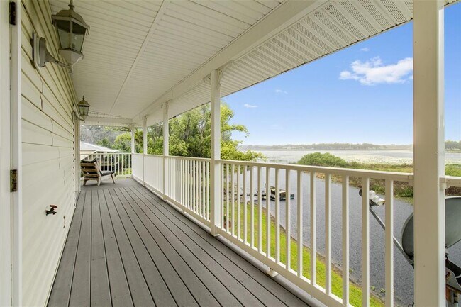 Building Photo - 36740 Shore Dr