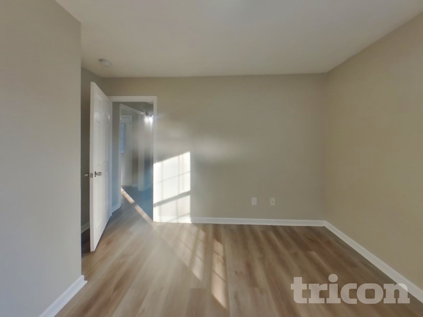 Building Photo - 121 Willowleaf Ln