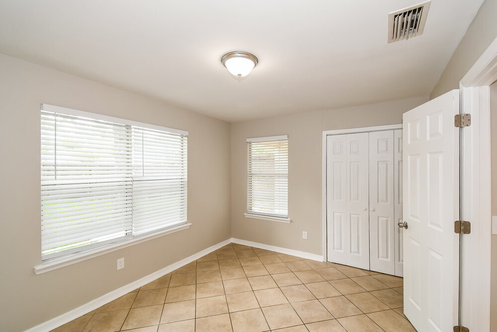 Building Photo - 8389 Argyle Corners Ct