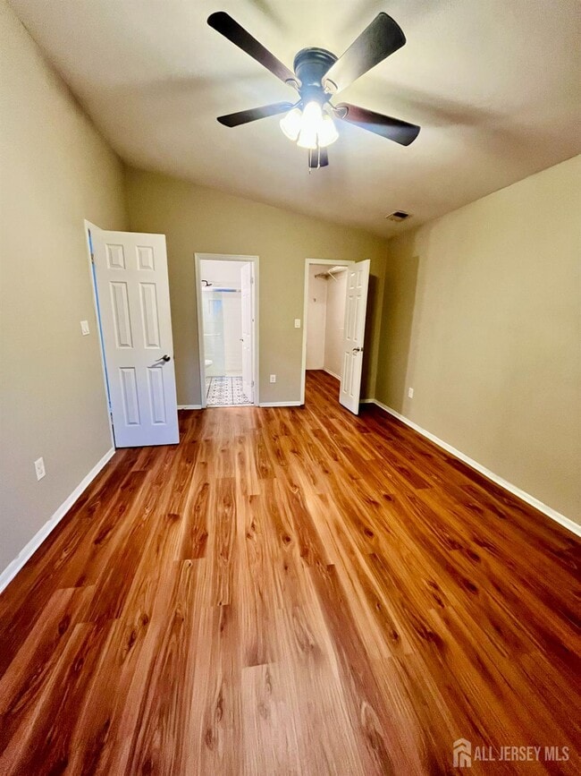 Building Photo - 4183 Bayberry Ct