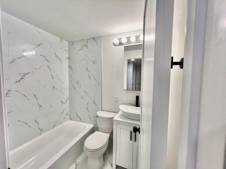 New bathroom - 6722 S Monroe St
