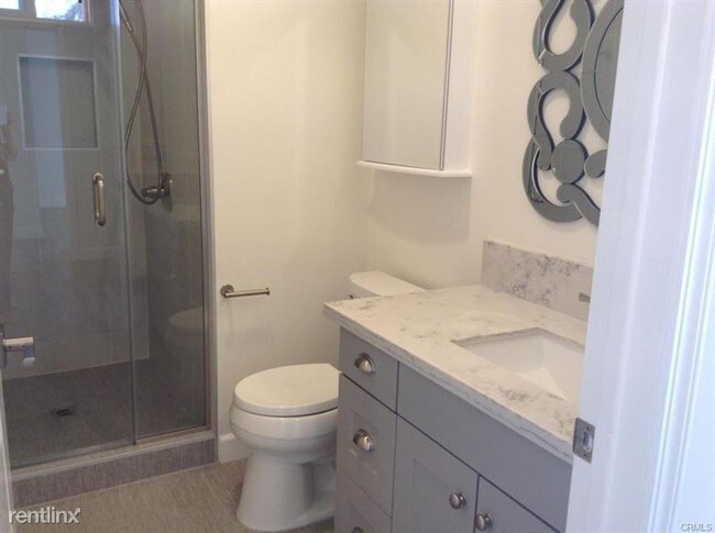 Building Photo - 455 Richmond Rd