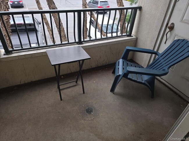 Building Photo - 410 Westchester Ave