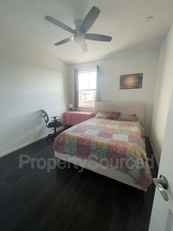 Building Photo - 2703 Rabbit Holw Dr