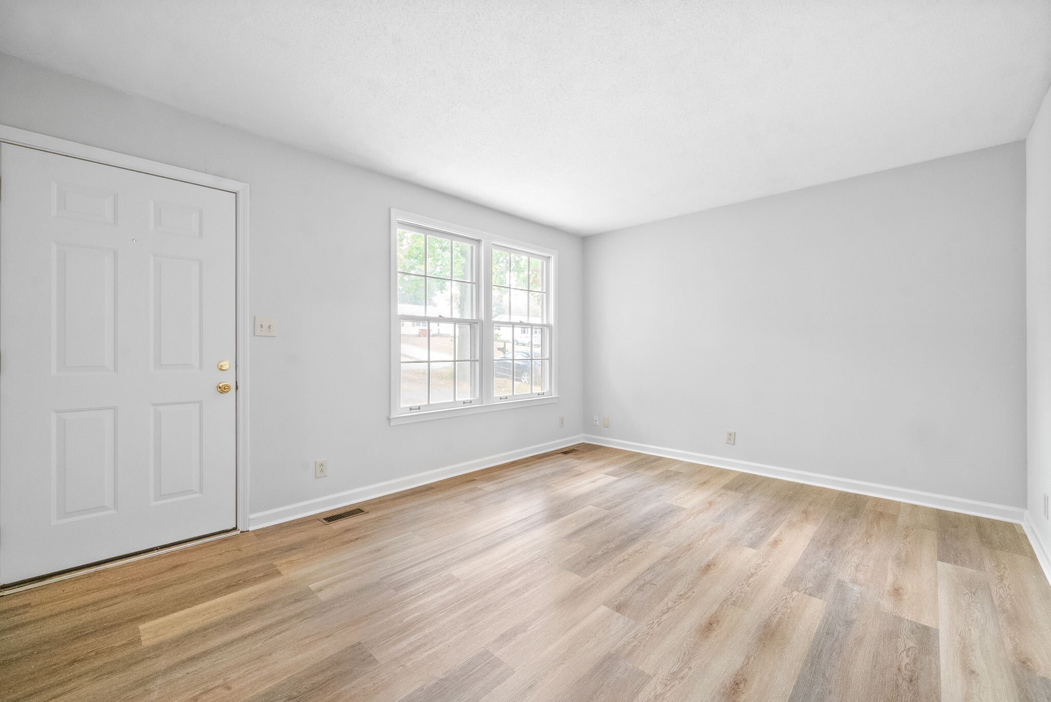Building Photo - 510 Aspen Dr