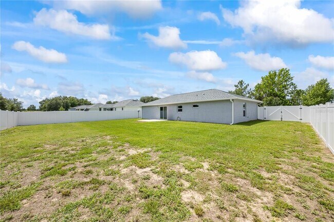 Building Photo - 5887 SW 154th Lane Rd