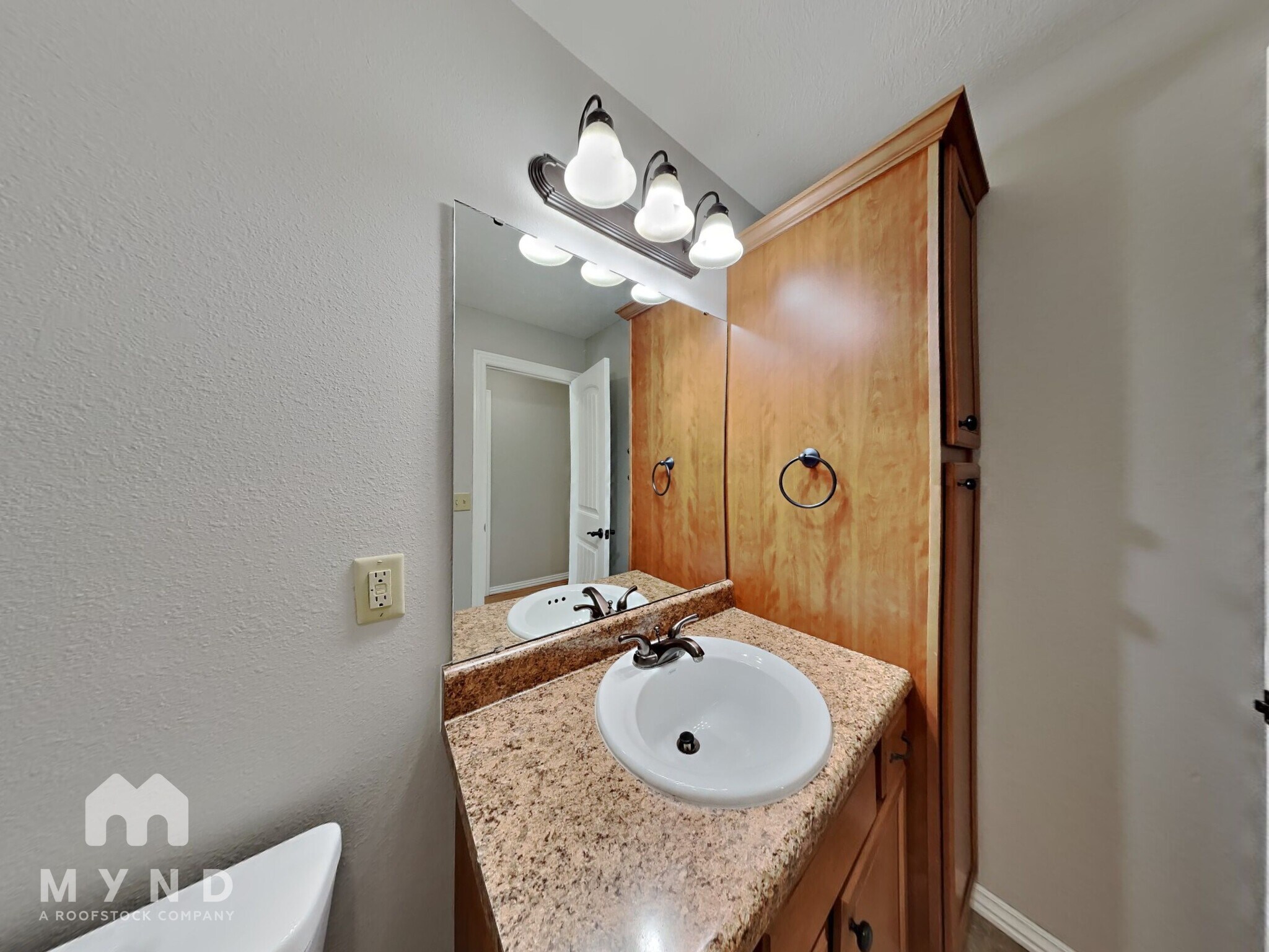 Building Photo - 5697 W Alexa Ln