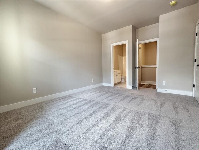 Building Photo - 5704 Urban Vlg Wy