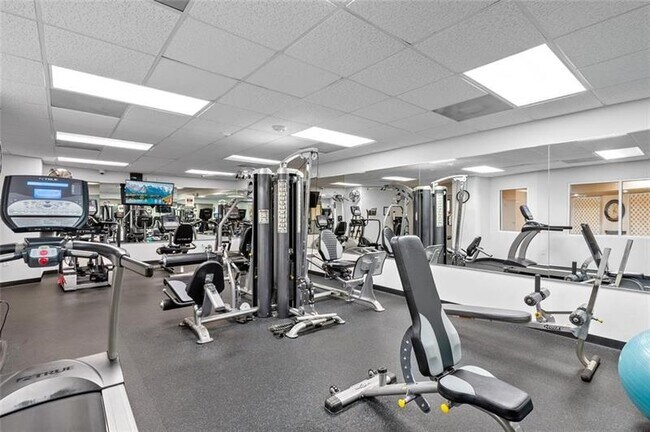 Building Photo - 3430 Galt Ocean Dr