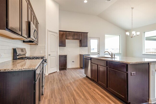 Building Photo - 18501 Urbano Dr