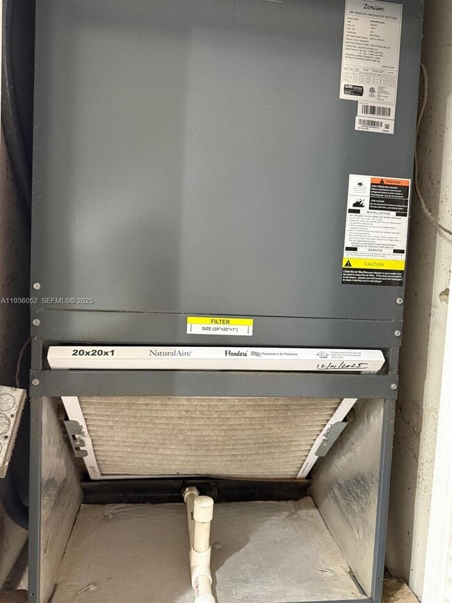 Building Photo - 8084 NW 10th St