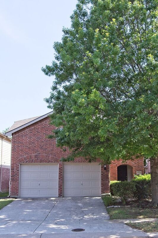 Primary Photo - 10129 Placid Dr