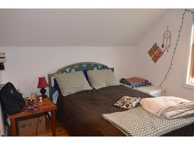 Building Photo - 58 Beech St