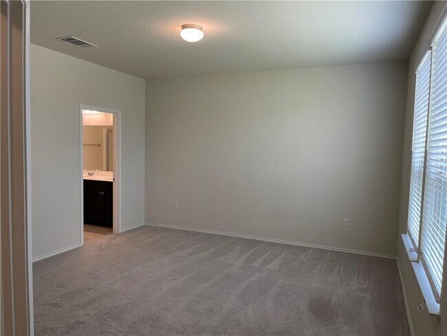 Building Photo - 11816 Monterosso Dr
