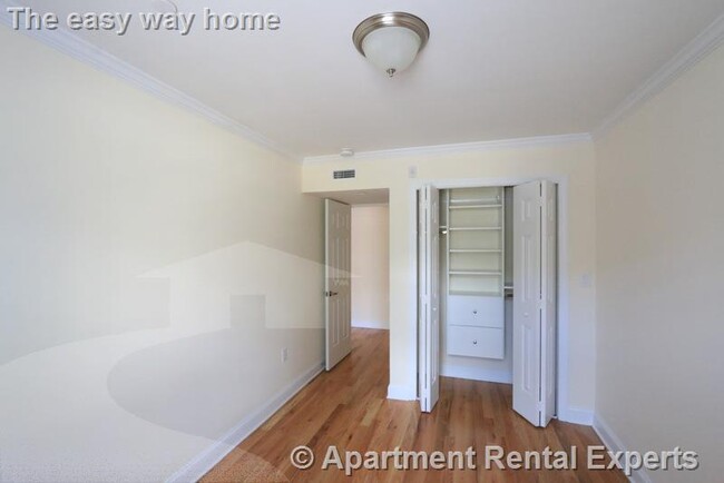 Building Photo - 55 Langdon St
