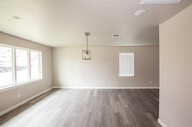 Building Photo - 2386 Chart Dr