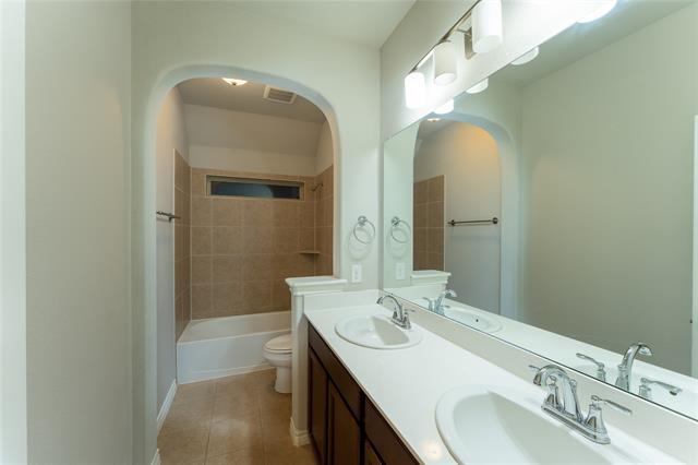 Building Photo - 3808 Carmel Hills Dr