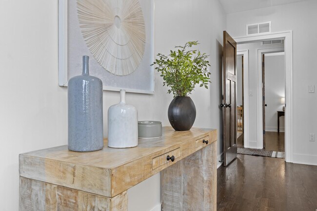 Building Photo - 7434 Woodrow Wilson St