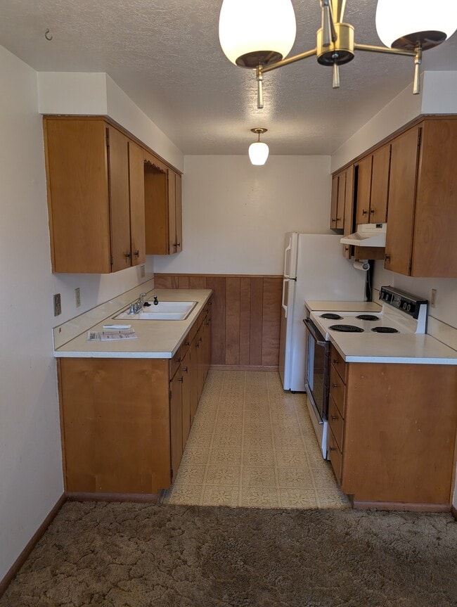 Building Photo - 1118 Waller St SE