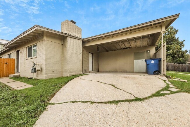 Building Photo - 2500 Audubon Pl