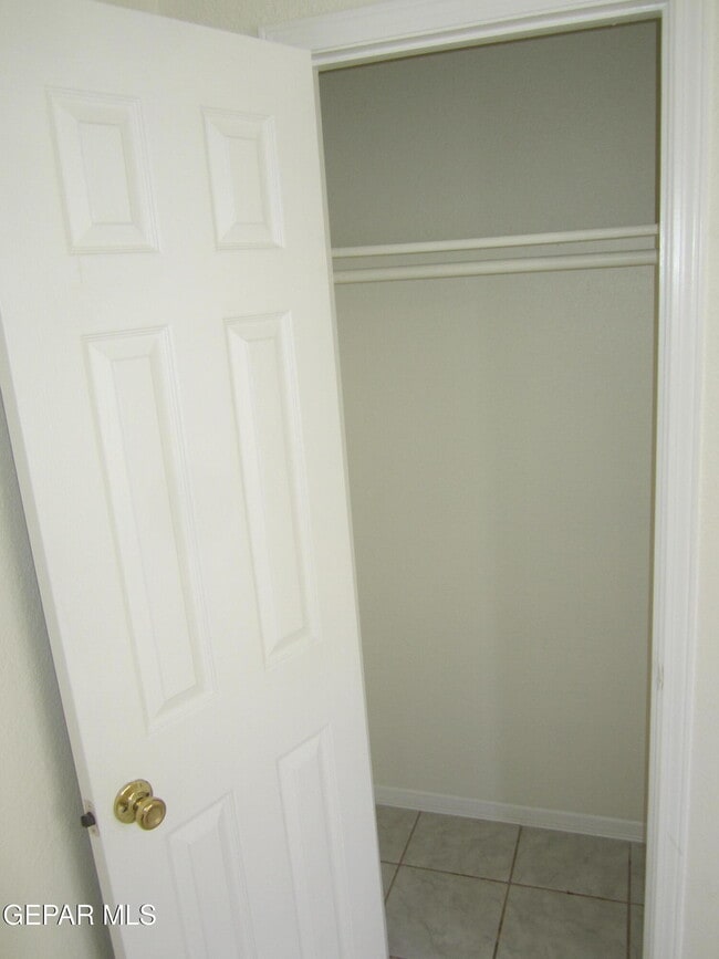 Building Photo - 11804 Kings Arms Ct