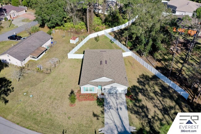 Building Photo - 27 Piedmont Dr
