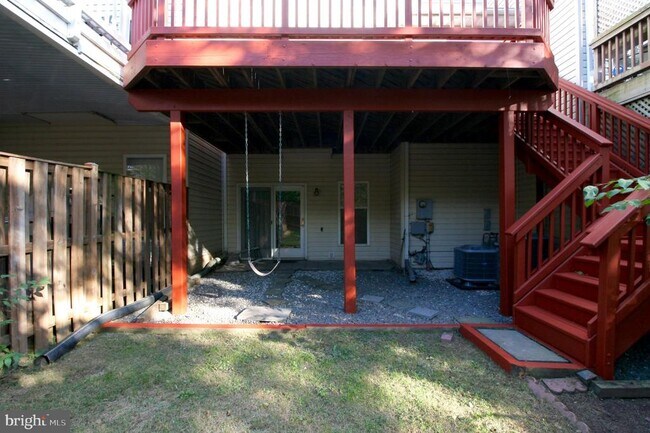 Building Photo - 21485 Trowbridge Square