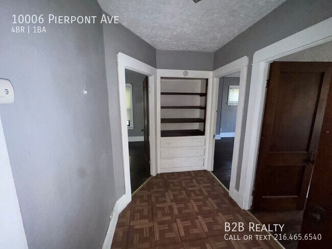 Building Photo - 10006 Pierpont Ave