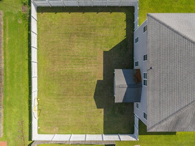 Building Photo - 841 Dynasty Dr