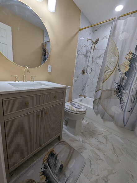 Building Photo - 100 Fairfield Pl NW