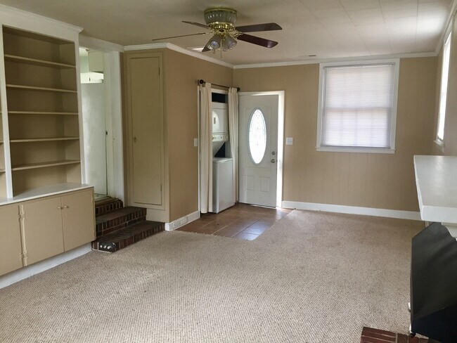 Building Photo - 5321 Ridgewood Heights Dr