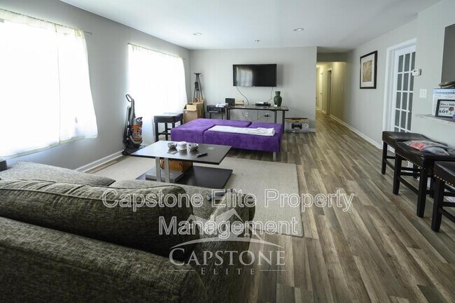 Building Photo - 216 Matthews Drive